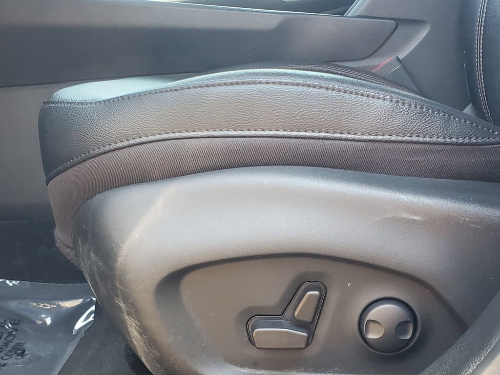 Used 2024 Jeep Compass Limited AWD/4WD image 6