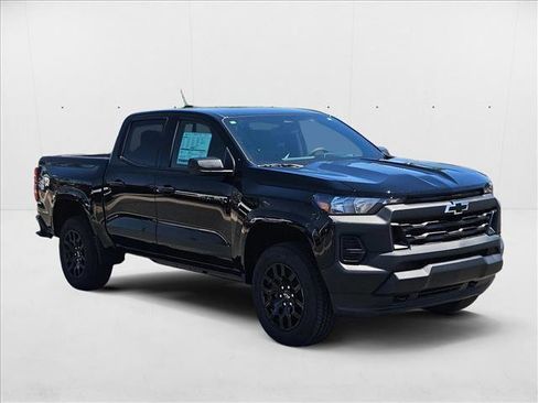 New 2026 Chevrolet Colorado W/T w/ WT Custom Package image 7