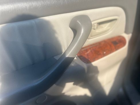 Used 2007 Toyota Sequoia Limited image 43