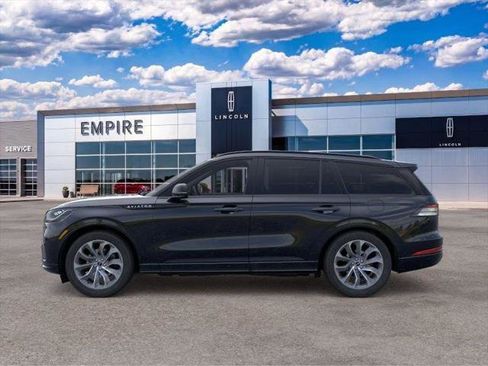 New 2026 Lincoln Aviator AWD w/ Jet Appearance Package image 3