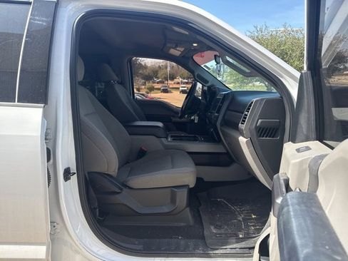 Used 2021 Ford F250 XLT w/ XLT Premium Package image 12