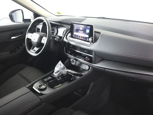 New 2026 Nissan Rogue SV AWD/4WD image 26