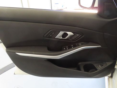 Used 2025 BMW 330i xDrive 330i xDrive image 11