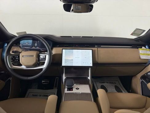 New 2026 Land Rover Range Rover SE image 21