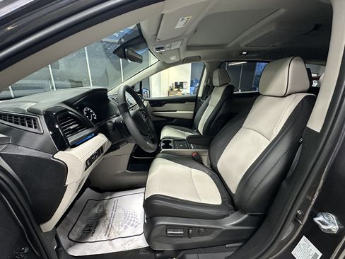 New 2026 Honda Odyssey Elite image 8