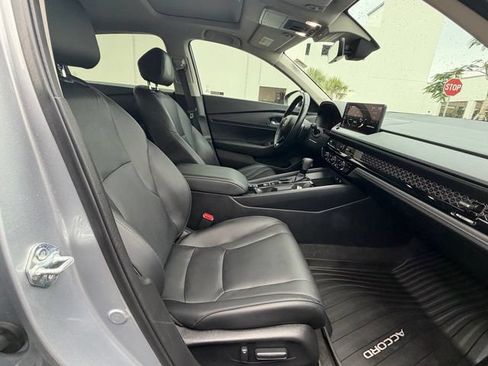 Used 2024 Honda Accord EX-L image 6