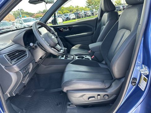 Certified 2025 Subaru Forester Touring w/ Touring Package AWD/4WD image 12