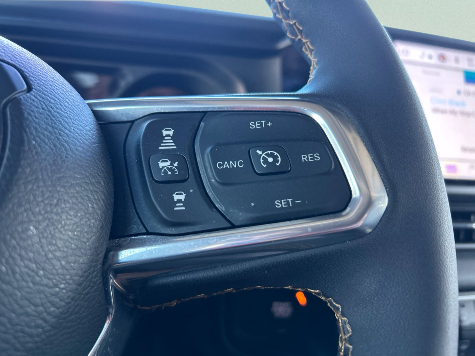 Certified 2024 Jeep Wrangler Unlimited Sahara AWD/4WD image 15