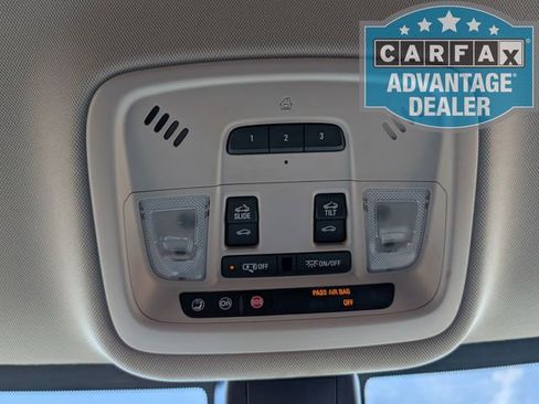 Used 2019 Chevrolet Traverse Premier w/ Redline Edition FWD image 12