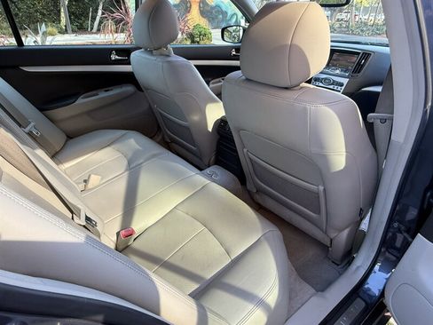 Used 2009 INFINITI G37 Journey w/ Premium Pkg image 12
