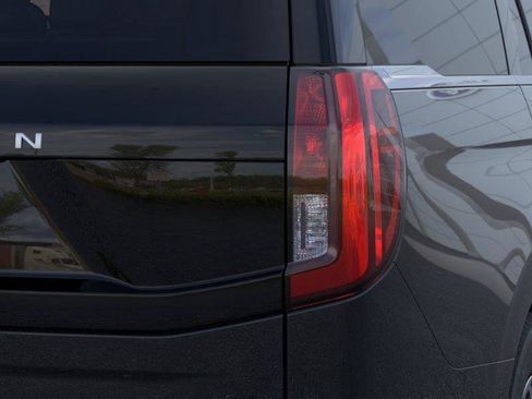 Used 2026 Ford Expedition Active AWD/4WD image 21