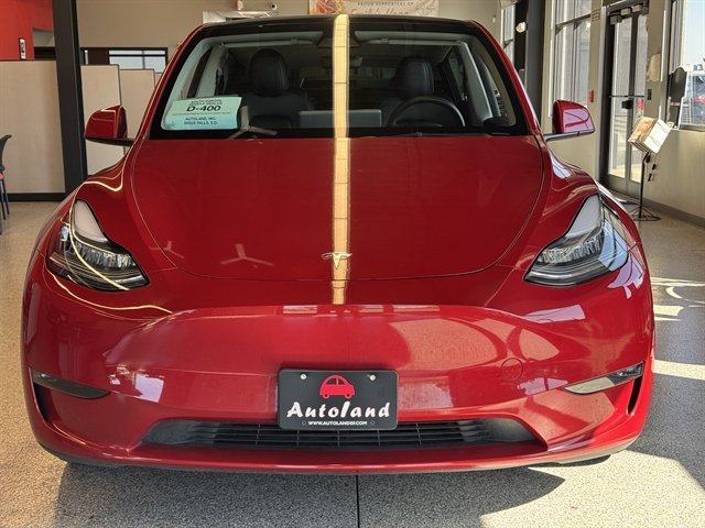 Used 2023 Tesla Model Y Long Range AWD/4WD image 2