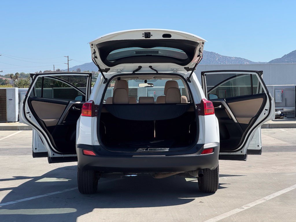 Used 2014 Toyota RAV4 XLE FWD image 26