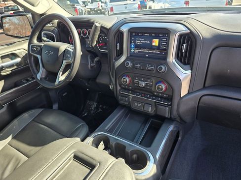 Used 2022 Chevrolet Silverado 1500 LTZ AWD/4WD image 11