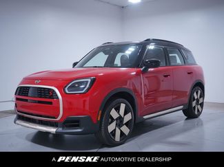 Used 2025 MINI Cooper Countryman S video 1