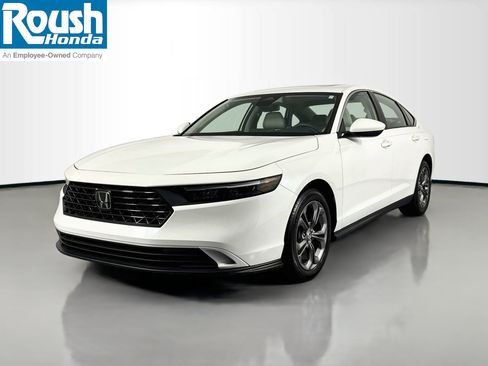 Certified 2024 Honda Accord EX image 1