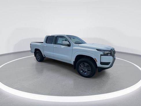 New 2026 Nissan Frontier SV image 2