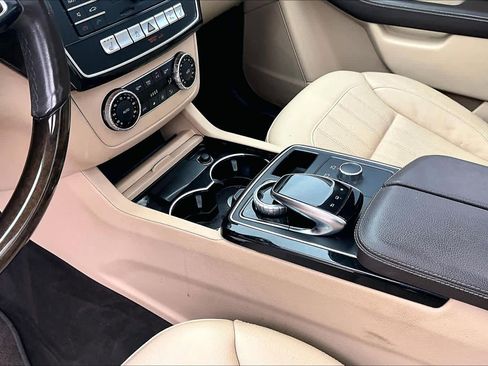 Certified 2016 Mercedes-Benz GLE 350 w/ Parking Assist Package image 17