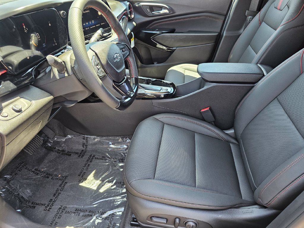 New 2026 Chevrolet Trax RS w/ Sunroof Package FWD image 21
