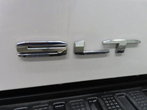 Used 2023 GMC Sierra 1500 SLT w/ SLT Premium Plus Package image 56