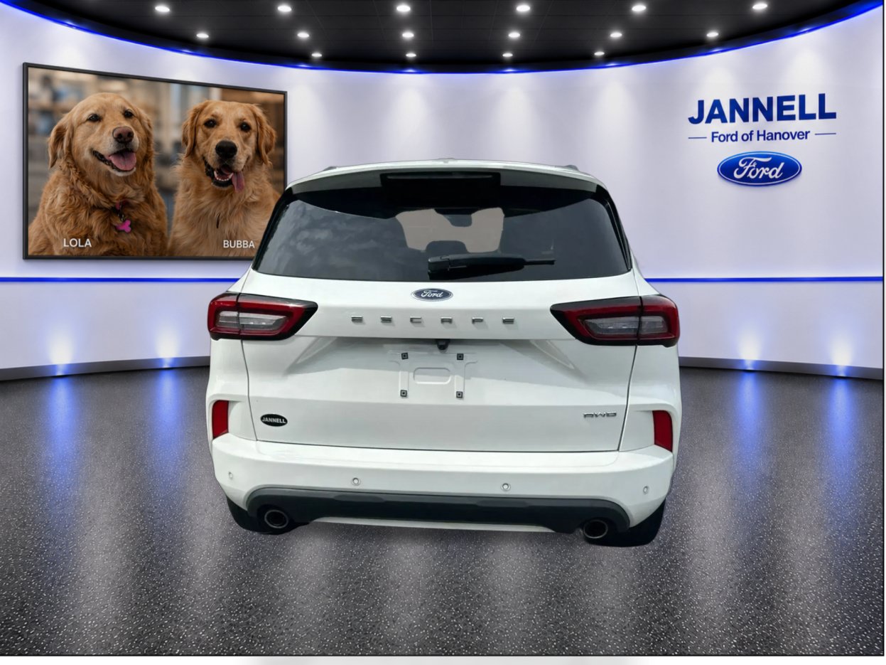 Used 2023 Ford Escape ST-Line Elite AWD/4WD image 7