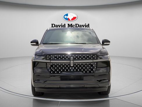 New 2025 Lincoln Navigator Black Label image 8