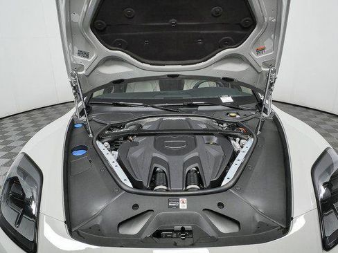 New 2026 Porsche Panamera image 34
