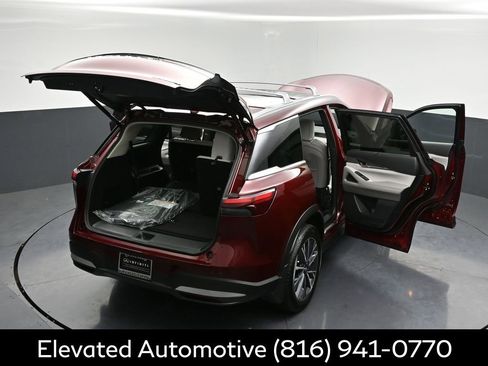 Certified 2026 INFINITI QX60 Luxe w/ Cargo Package AWD/4WD image 35