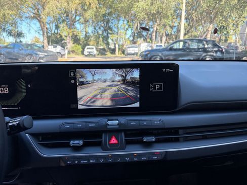 Used 2025 Kia K4 LXS image 17