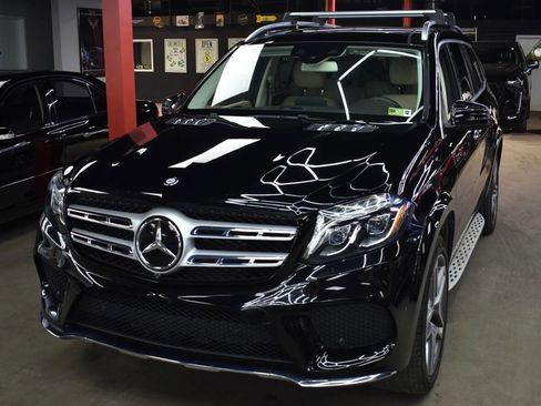 Used 2017 Mercedes-Benz GLS 550 4MATIC image 1