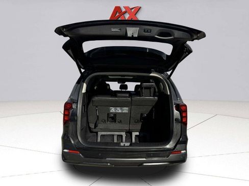 Used 2025 Kia Carnival SX w/ SX Dark Edition Package image 56