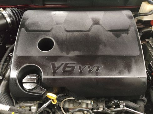 Used 2019 Chevrolet Traverse LT image 30