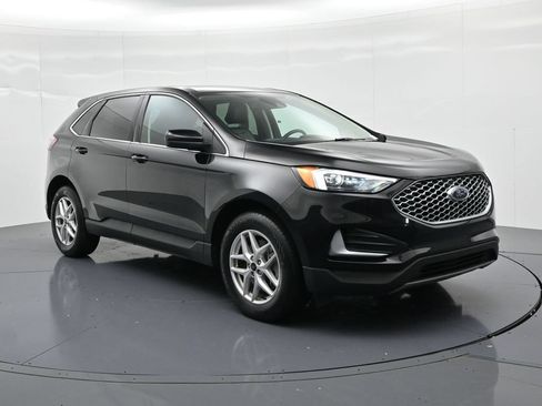 Certified 2024 Ford Edge SEL AWD/4WD image 4