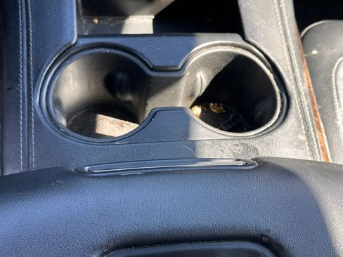 Used 2019 Chevrolet Tahoe LT image 36