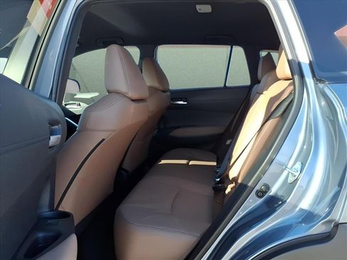 Certified 2026 Toyota Corolla Cross XLE image 11