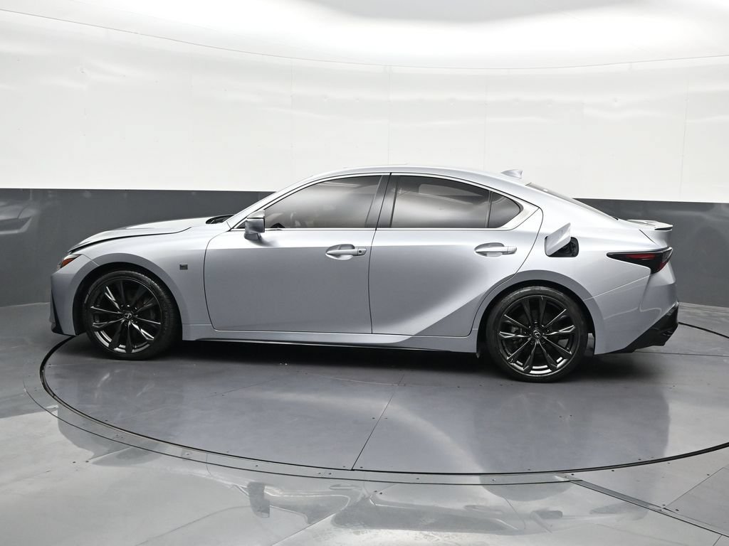 Used 2024 Lexus IS 350 F Sport RWD image 2