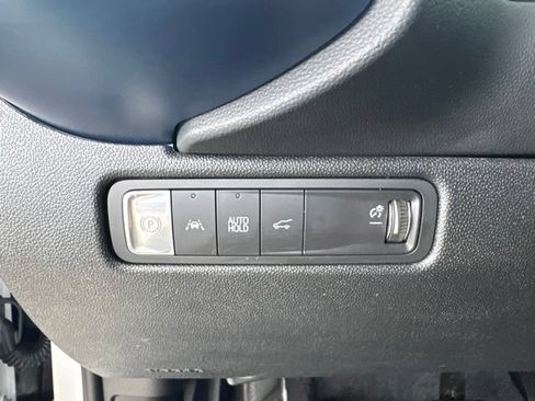 Used 2024 Chevrolet Equinox EV LT AWD/4WD image 13