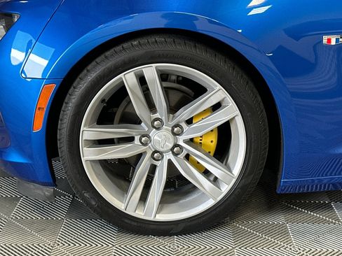 Used 2016 Chevrolet Camaro LT RWD image 40