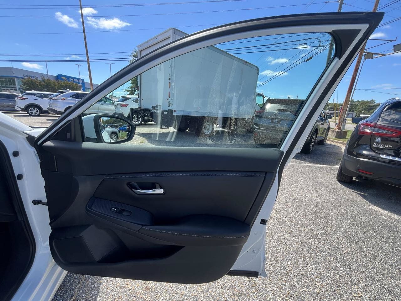 Used 2021 Nissan Sentra S FWD image 32