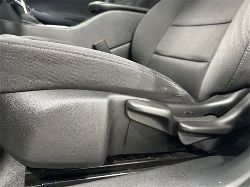 Used 2021 Chevrolet Malibu LS image 16