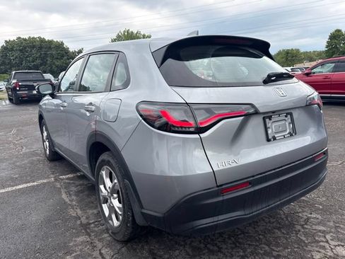 Used 2025 Honda HR-V LX image 5