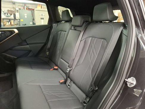 Used 2025 BMW X3 xDrive30i w/ Premium Package AWD/4WD image 7