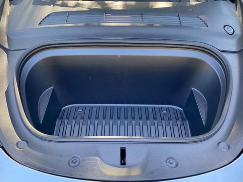 Used 2025 Tesla Model Y Performance AWD/4WD image 15