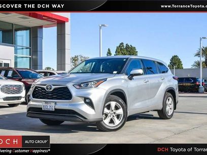 Used 2020 Toyota Highlander LE