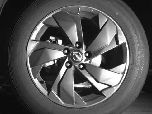 Used 2025 Nissan Rogue SV image 12