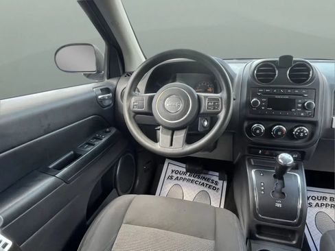 Used 2015 Jeep Compass Sport w/ Power Value Group FWD image 7