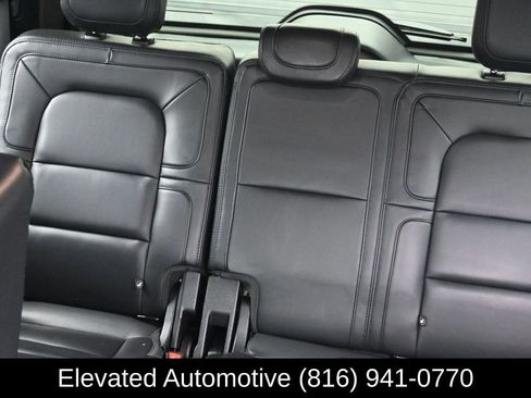 Used 2022 Lincoln Navigator Reserve AWD/4WD image 21