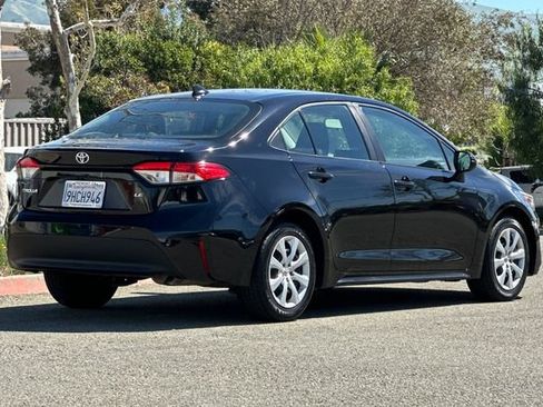 Used 2023 Toyota Corolla LE image 4