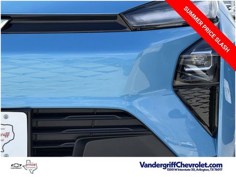 New 2027 Chevrolet Bolt LT w/ Comfort Package FWD image 8