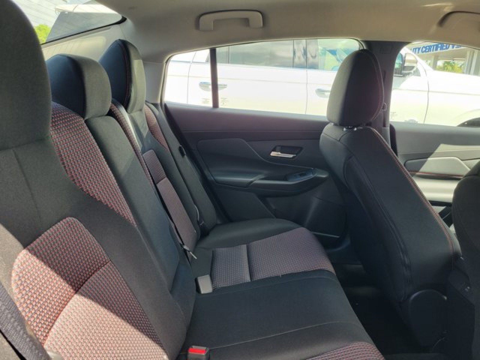 Used 2026 Nissan Sentra SR w/ Floor Mat Package FWD image 34